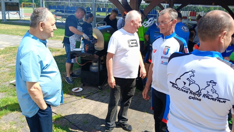 Ponad 70 uczestników na 22. Urodzinowym Rodzinnym Rajdzie Rowerowym