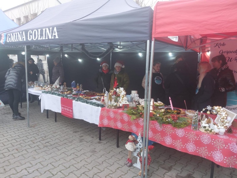 Kiermasz Bożonarodzeniowy w Golinie