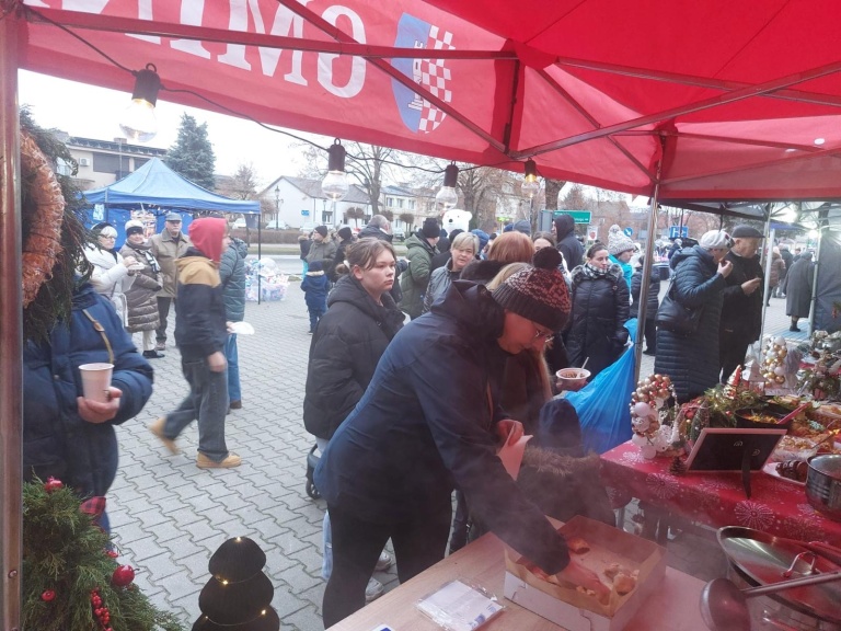Kiermasz Bożonarodzeniowy w Golinie