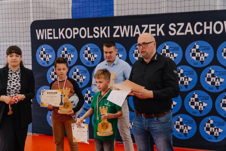 Blisko 300 zawodników wzięło udział w Półfinałach Mistrzostw Wielkopolski Juniorów w Szachach