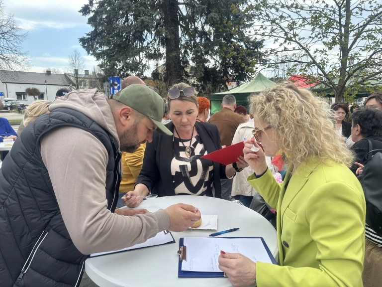 Kiermasz wielkanocny w Golinie