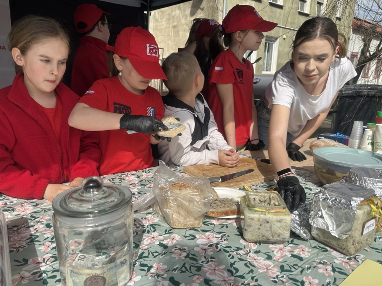 Kiermasz wielkanocny w Golinie