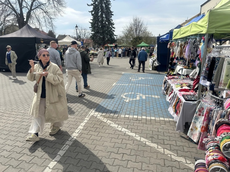 Kiermasz wielkanocny w Golinie