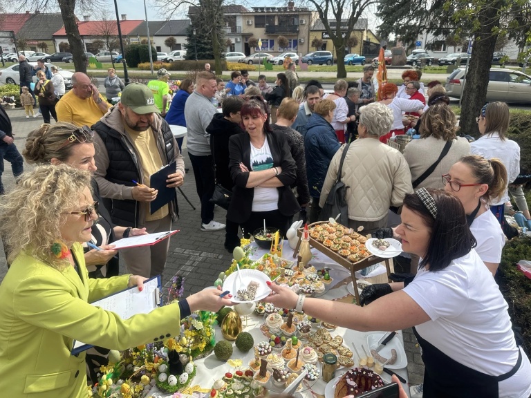 Kiermasz wielkanocny w Golinie