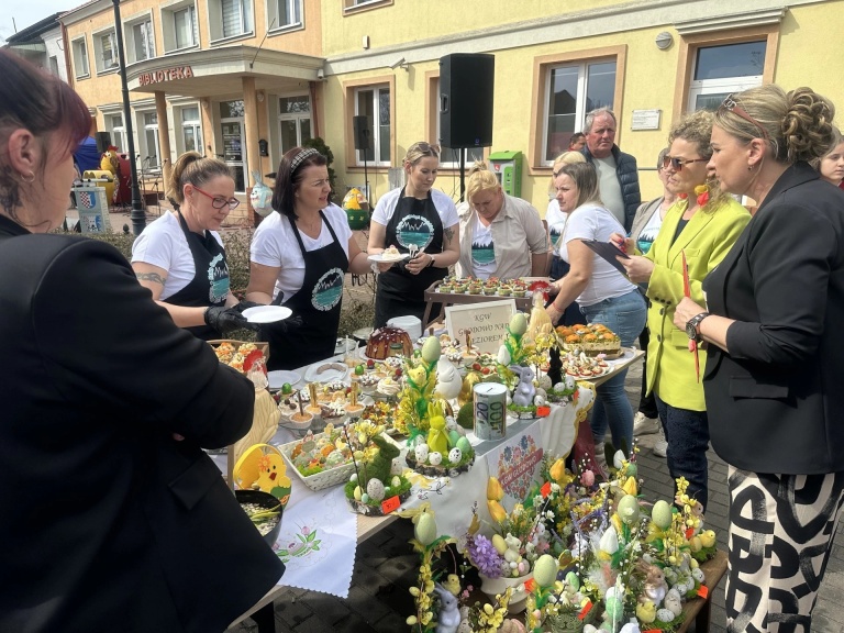 Kiermasz wielkanocny w Golinie