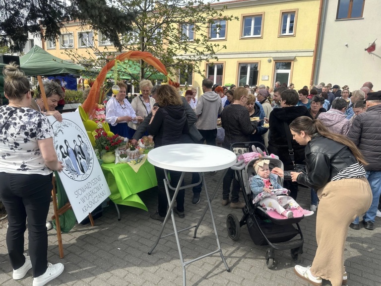 Kiermasz wielkanocny w Golinie