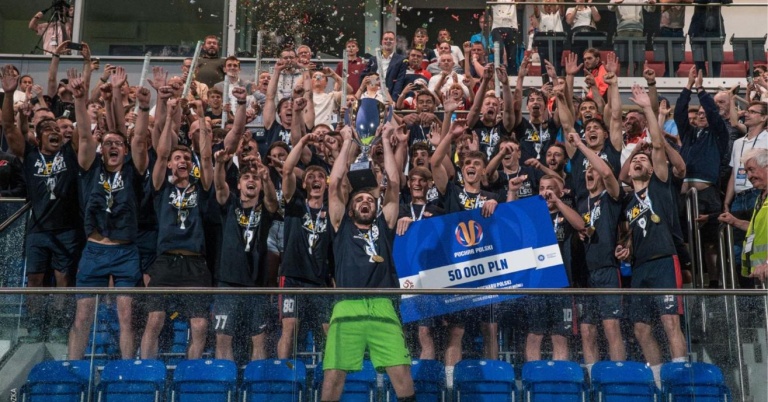 Polonia Golina w finale Wielkopolskiego Pucharu Polski przegrała mecz o trofeum z trzecioligową Polonią Środa Wielkopolska
