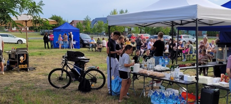 Piknik na osiedlu Wschód w Golinie - Rodzinne spotkanie pełne zabawy i muzyki