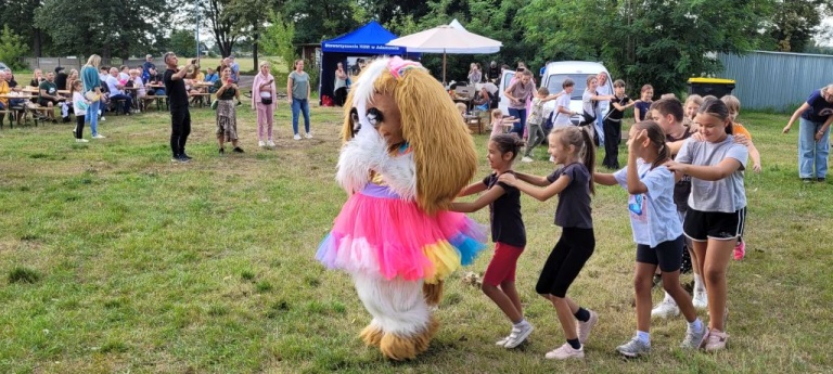 Piknik na osiedlu Wschód w Golinie - Rodzinne spotkanie pełne zabawy i muzyki