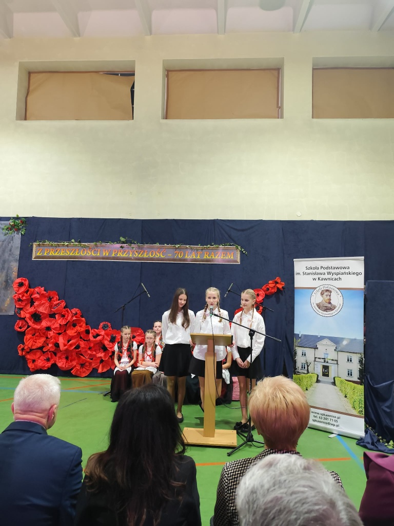 Czterokrotny jubileusz Szkoły Podstawowej w Kawnicach