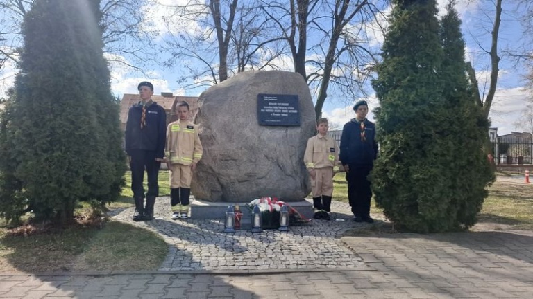 Obchody 86. rocznicy Zbrodni Katyńskiej w Golinie