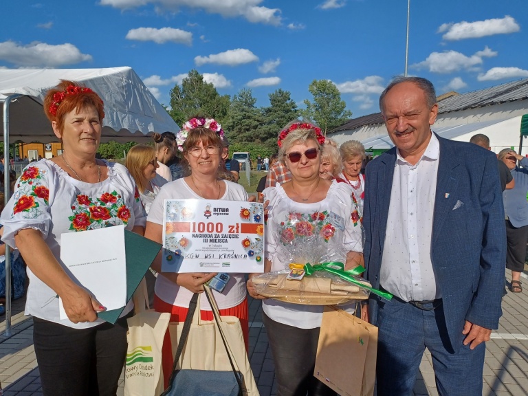Koło Gospodyń Wiejskich w Kraśnicy zdobyło podium w konkursie kulinarnym