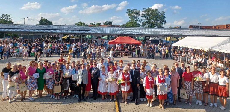 Koło Gospodyń Wiejskich w Kraśnicy zdobyło podium w konkursie kulinarnym