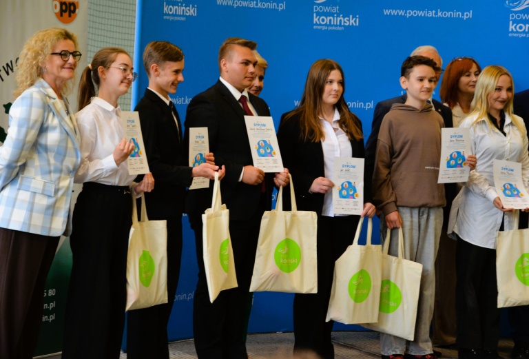 Uczennica z Goliny w gronie najlepszych w Konkursie Wiedzy o Samorządzie Terytorialnym „Ogarnij Samorząd”