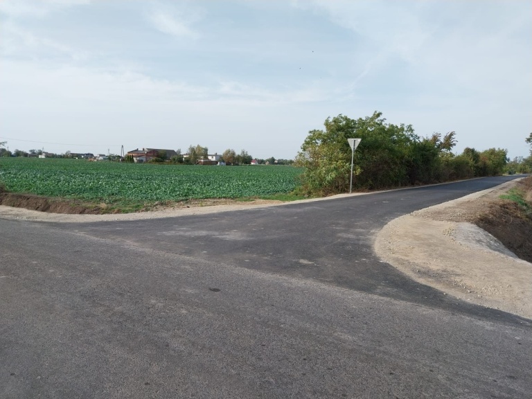 Zakończono budowę drogi dojazdowej do pół w miejscowości Przyjma