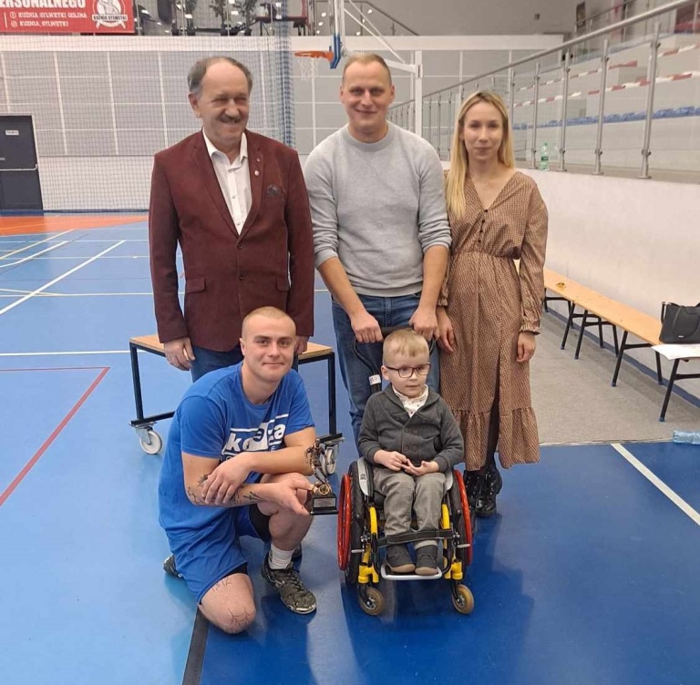 Mikołajkowy Turniej Piłki Nożnej o Puchar Burmistrza z zaszczytnem celem