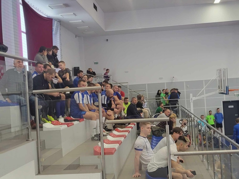 Mikołajkowy Turniej Piłki Nożnej o Puchar Burmistrza z zaszczytnem celem
