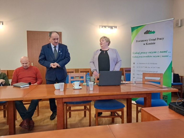 Podsumowanie spotkania pracowników Powiatowego Urzędu Pracy w Koninie z przedsiębiorcami