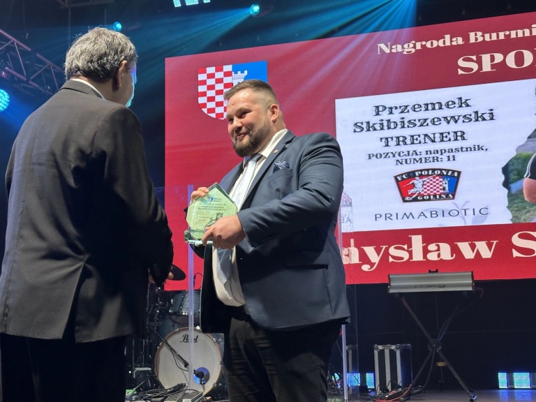 Gala Noworoczna w Golinie. Podsumowanie kadencji i wręczenie statuetek mieszkańcom gminy zasłużonych dla społęcznosci lokalnej
