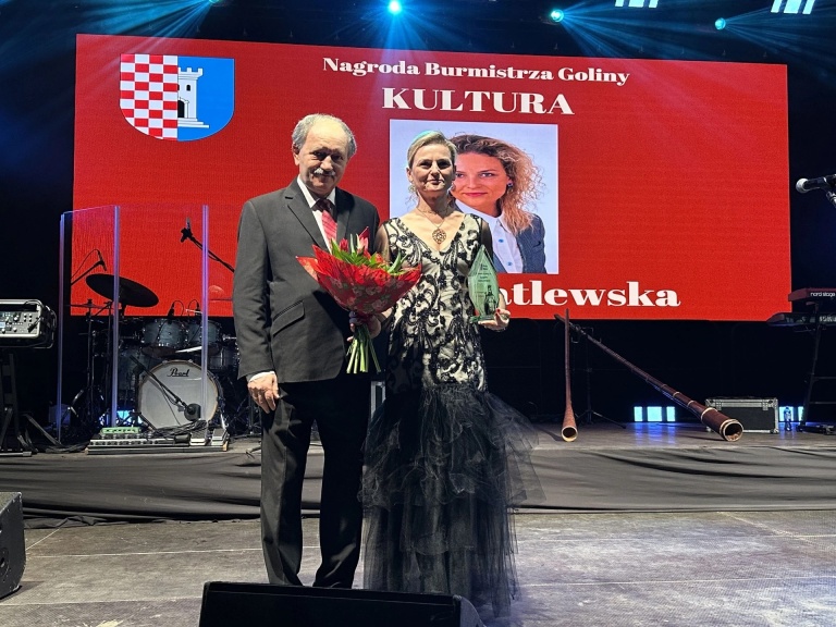 Gala Noworoczna w Golinie. Podsumowanie kadencji i wręczenie statuetek mieszkańcom gminy zasłużonych dla społęcznosci lokalnej