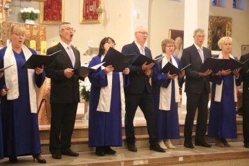 Festiwal Pieśni Maryjnej w Kawnicach. Chóralne występy zachwyciły publiczność